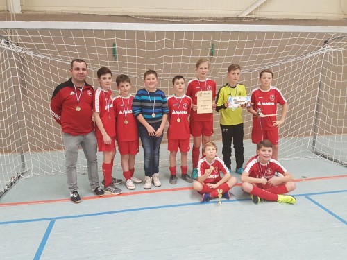 D-Junioren gewinnen Hallenturnier des TSV Crossen