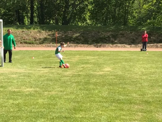 1. Mai Turnier des Meeraner SV der G-Junioren