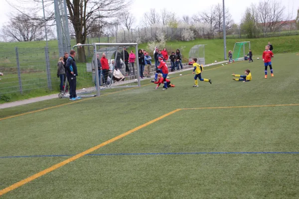 23.04.2016 Traktor Neukirchen vs. Meeraner SV