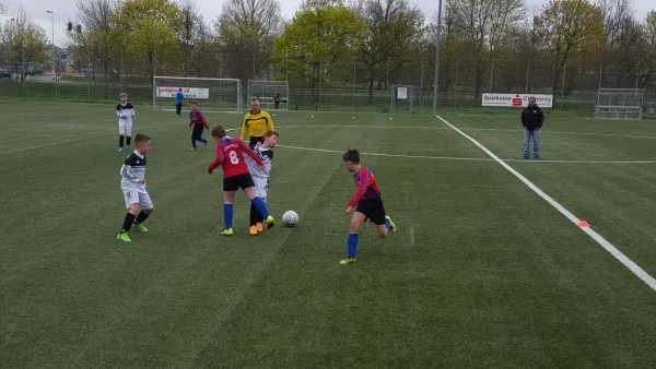 23.04.2016 VfB Empor Glauchau vs. Meeraner SV