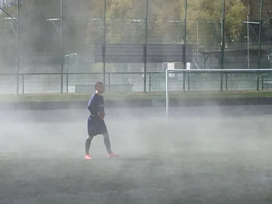 24.04.2016 Meeraner SV II vs. Oberlungwitzer SV II