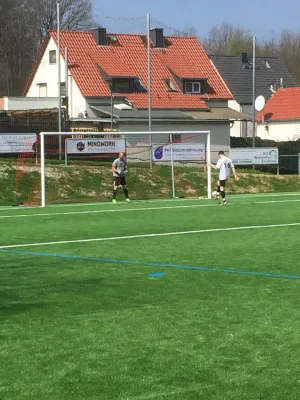 09.04.2017 SV Heinrichsort/R. II vs. Meeraner SV III