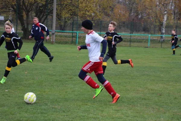 18.11.2017 SV Waldenburg 1844 II vs. Meeraner SV II