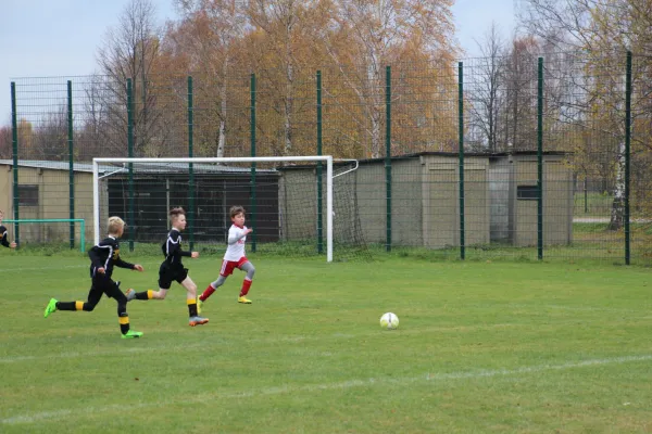 18.11.2017 SV Waldenburg 1844 II vs. Meeraner SV II